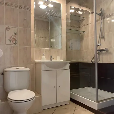 U Basi Przy Centrum Zdrowia Dziecka Warsaw